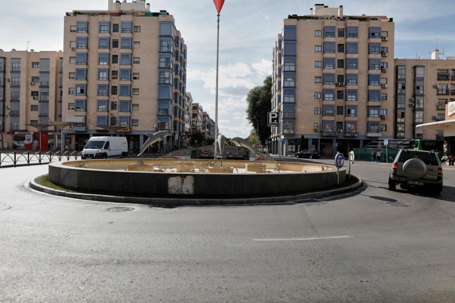Tinerii din Spania vor primi 250 de euro lunar de la stat ca să se mute din casa părinților Tinerii din Spania vor primi 250 de euro lunar de la stat ca să se mute din casa părinților