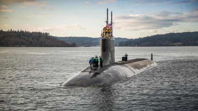 Incident bizar în Marea Chinei de Sud: un submarin nuclear american, forţat să iasă la suprafaţă după ce a fost lovit de "un obiect neidentificat" - VIDEO Incident bizar în Marea Chinei de Sud: un submarin nuclear american, forţat să iasă la suprafaţă după ce a fost lovit de "un obiect neidentificat" - VIDEO
