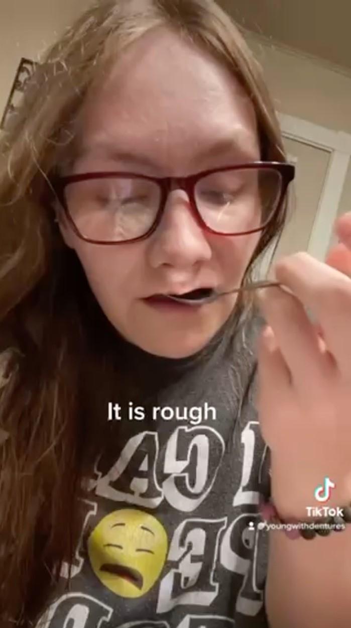 Whitney Johnson, acum în vârstă de 25 de ani, din Oklahoma, SUA