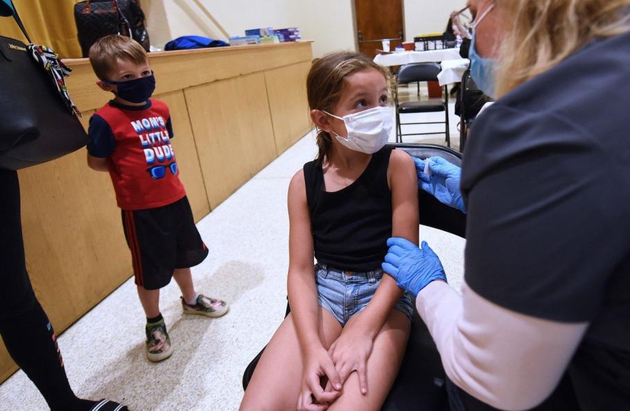 Studiu: Copii între 5 și 11 ani, vaccinați cu Pfizer BioNTech - eficacitate de 90,7% împotriva Covid-19 Studiu: Copii între 5 și 11 ani, vaccinați cu Pfizer BioNTech - eficacitate de 90,7% împotriva Covid-19