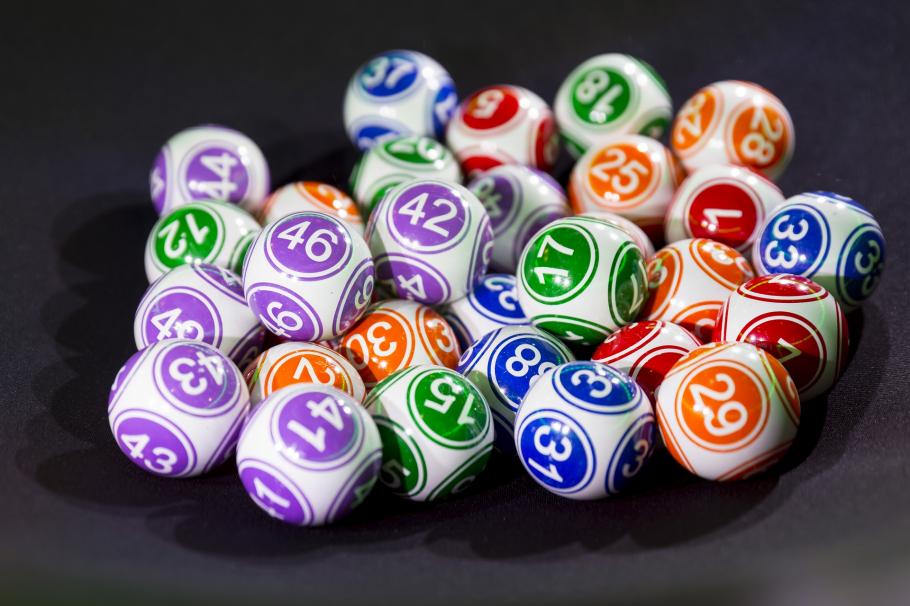 Loto mingi de loterie