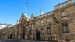 Scandal sexual la Palatul Elysee. O femeie soldat acuză că a fost violată de un coleg, într-o cameră securizată