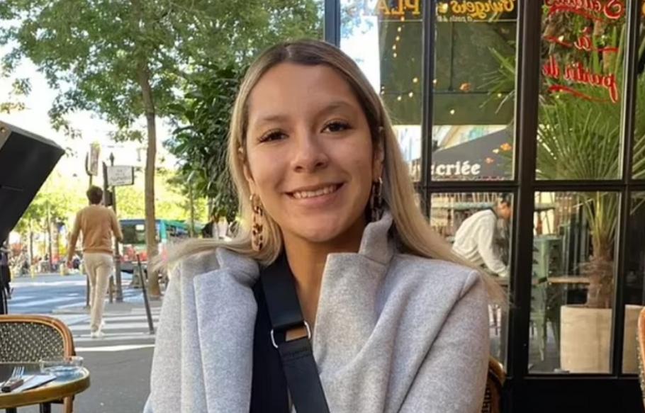 O profesoară de 24 de ani a fost găsită moartă într-o mașină închiriată, la 10 zile după ce a dispărut în vacanță O profesoară de 24 de ani a fost găsită moartă într-o mașină închiriată, la 10 zile după ce a dispărut în vacanță