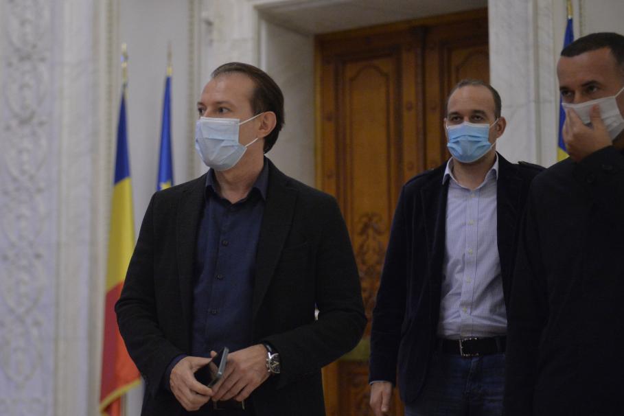 O nouă zi de negocieri PNL - PSD. Florin Cîțu: Închidem astăzi discuţia pe programul de guvernare. Vreau săptămâna viitoare să avem votul în Parlament O nouă zi de negocieri PNL - PSD. Florin Cîțu: Închidem astăzi discuţia pe programul de guvernare. Vreau săptămâna viitoare să avem votul în Parlament
