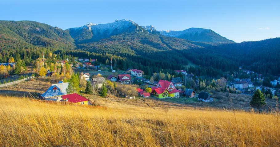 vremea 21 noiembrie peisaj de toamnă în stațiunea Durău