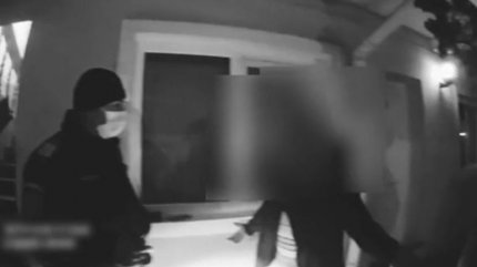 Oltean plecat din carantină, dat de gol de o prostituată pe care nu a plătit-o, la Arad. Și femeia a fost amendată