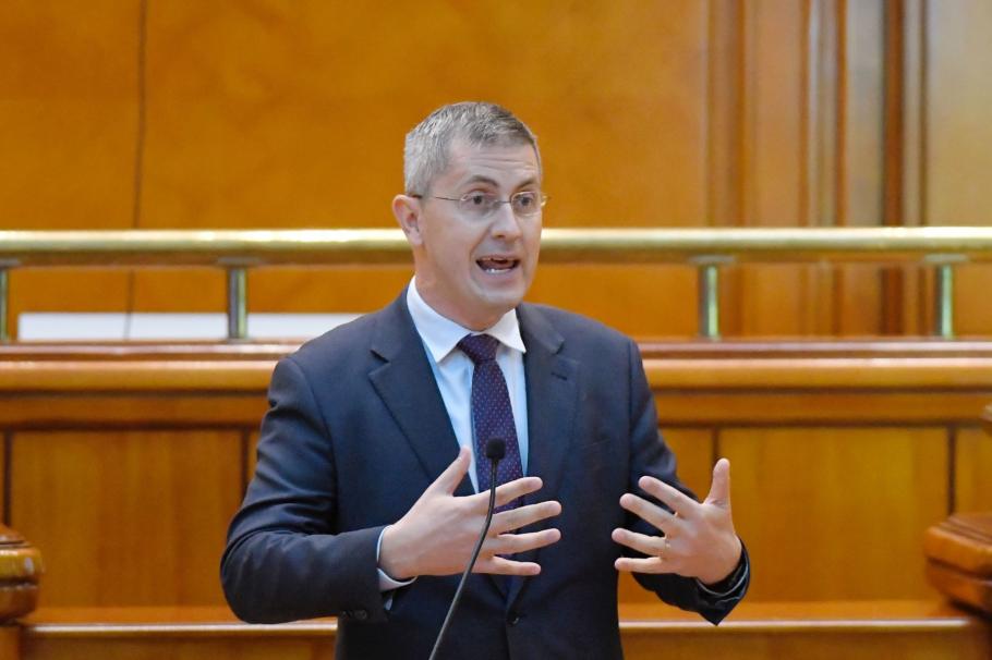 Dan Barna, vicepreşedinte USR Dan Barna, vicepreşedinte USR