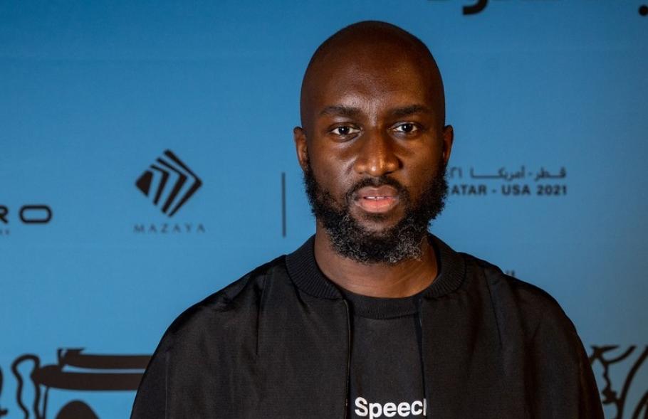 A murit Virgil Abloh, "regele streetwear-ului de lux". Designerul american avea 41 de ani A murit Virgil Abloh, "regele streetwear-ului de lux". Designerul american avea 41 de ani