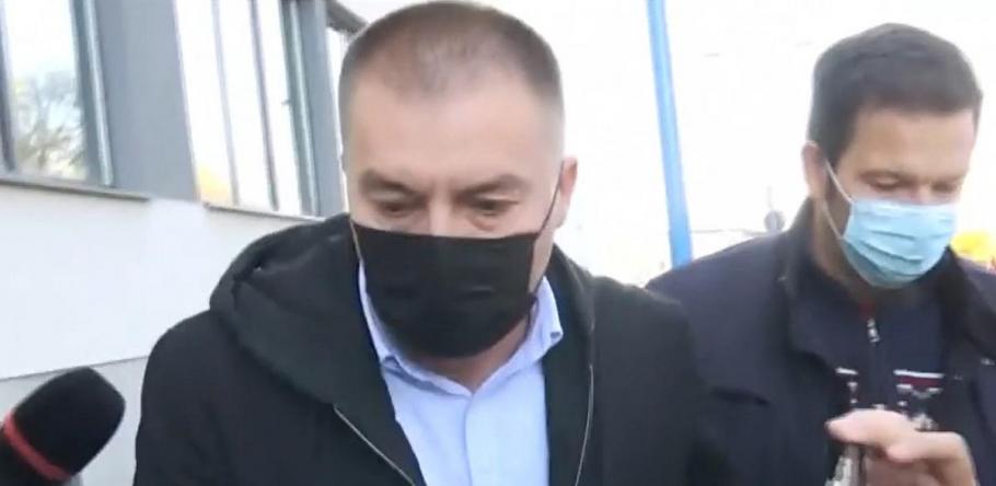 Sorin Baloş este acuzat că ar fi luat şpagă de 8.000 de lei pentru o operaţie Sorin Baloş este acuzat că ar fi luat şpagă de 8.000 de lei pentru o operaţie