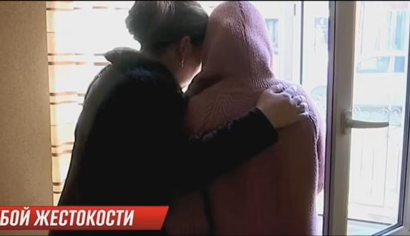 Adolescentă răpită de un șofer de taxi și violată de un grup de 17 bărbați, în Kazahstan. A scăpat din casa groazei după 4 zile