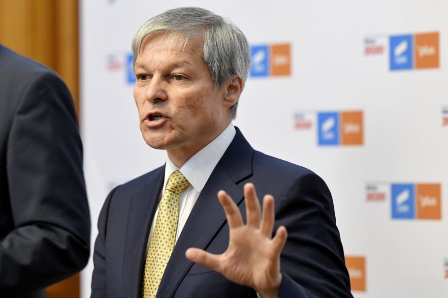 Ruptură definitivă între PNL şi USR, după afirmaţiile lui Dacian Cioloş privind slăbiciunea lui Florin Cîţu: USR rămâne singura forţă proeuropeană, Dacian Cioloş, preşedintele USR