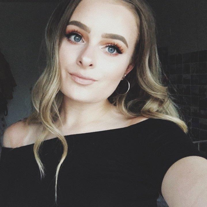 Fetiţa Hannei Violet