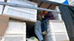 26 de migranţi au fost descoperiţi ascunşi într-un camion încărcat cu frigidere, la Nădlac II. Şoferul e român