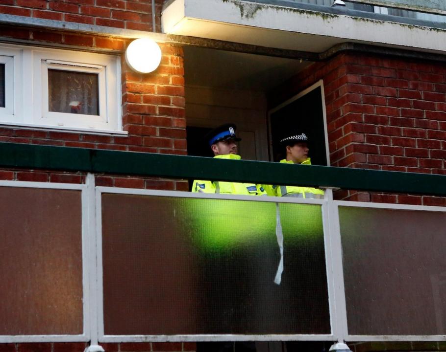 Trupul neînsufleţit al unui bărbat a fost descoperit, miercuri seară, pe o stradă din Londra Trupul neînsufleţit al unui bărbat a fost descoperit, miercuri seară, pe o stradă din Londra