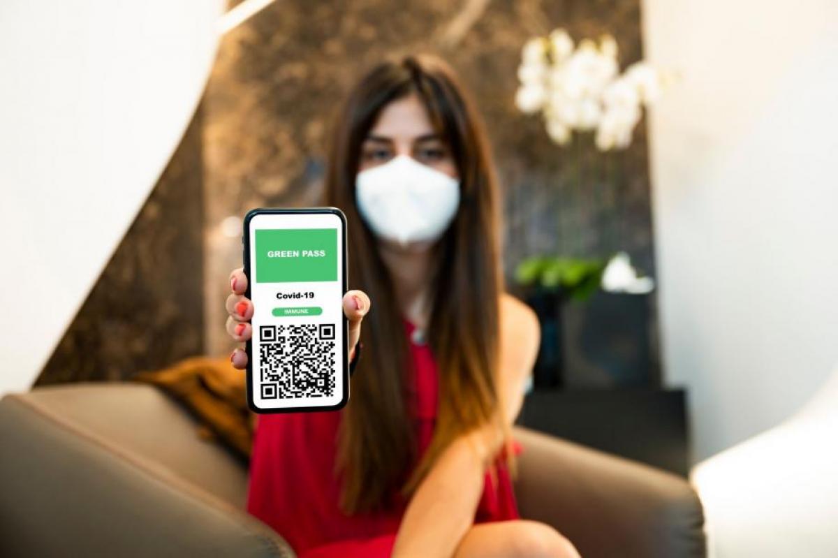 Ce cuprinde proiectul certificatului electronic COVID-19: Se va aplica la locul de muncă şi va include şi testele cu antigen. Cei nevaccinaţi vor avea 15 vouchere gratuite Ce cuprinde proiectul certificatului electronic COVID-19: Se va aplica la locul de muncă şi va include şi testele cu antigen. Cei nevaccinaţi vor avea 15 vouchere gratuite
