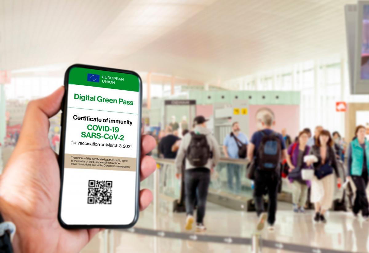 UE: Certificatul verde COVID, de călătorie, este valabil doar 9 luni fără doza booster. Măsura intră în vigoare de la 1 februarie 2022 UE: Certificatul verde COVID, de călătorie, este valabil doar 9 luni fără doza booster. Măsura intră în vigoare de la 1 februarie 2022