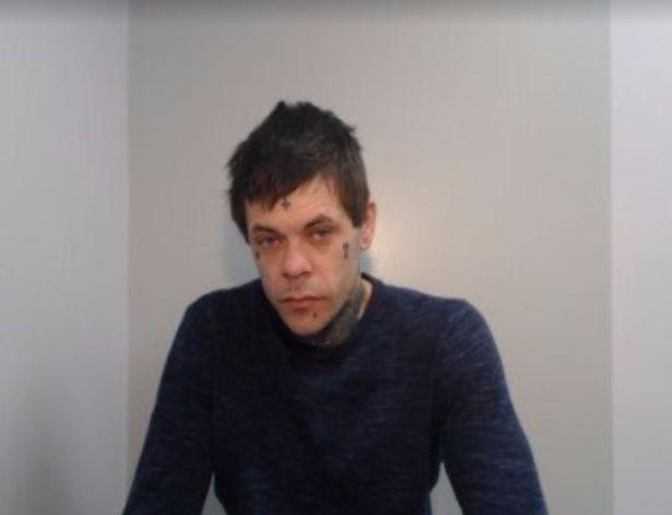 femeie din Marea Britanie abuzată de iubit