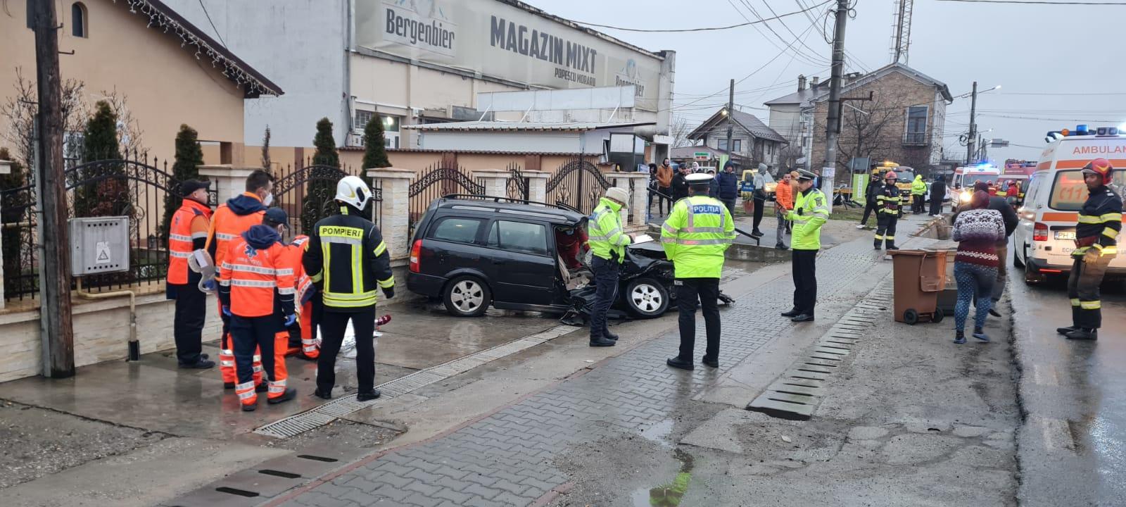 Accident grav la Potigrafu