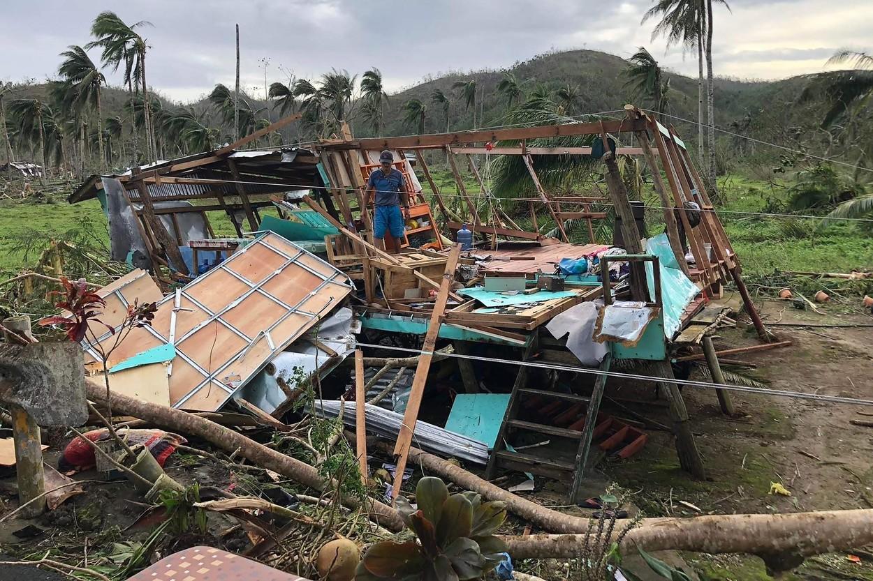 Imagini după taifunul Rai