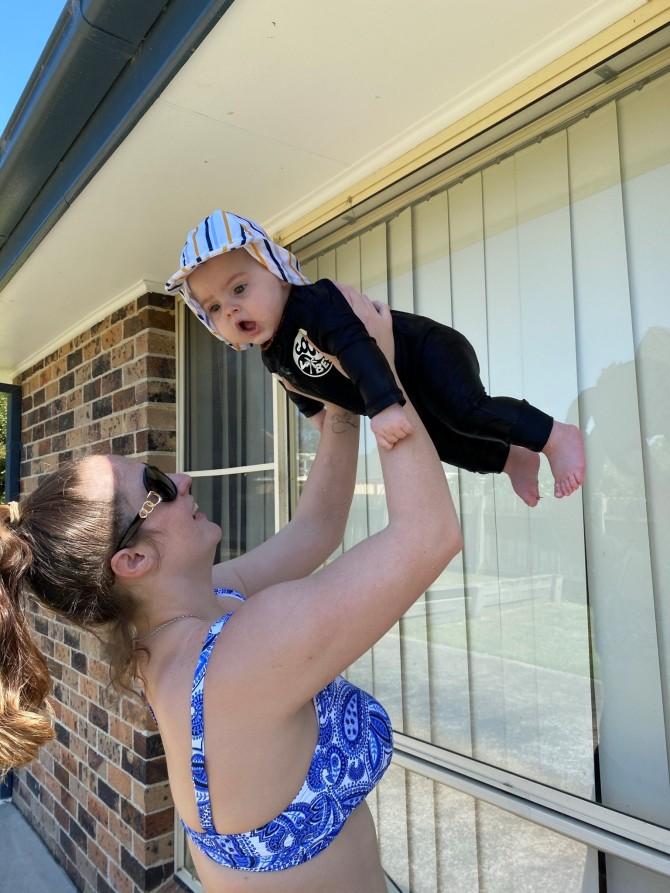 bebeluș înecat cu un balon în Australia