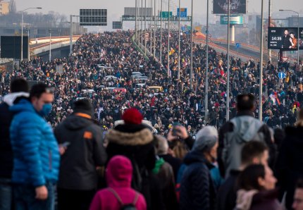 protest în Serbia