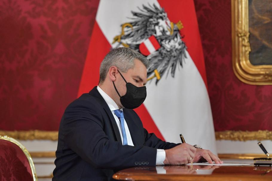 Karl Nehammer, noul cancelar austriac Karl Nehammer, noul cancelar austriac