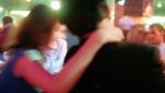 O tânără din Botoșani, mamă a 7 copii, în comă alcoolică după un pariu cu vecinii. A căzut inconștientă sub masă