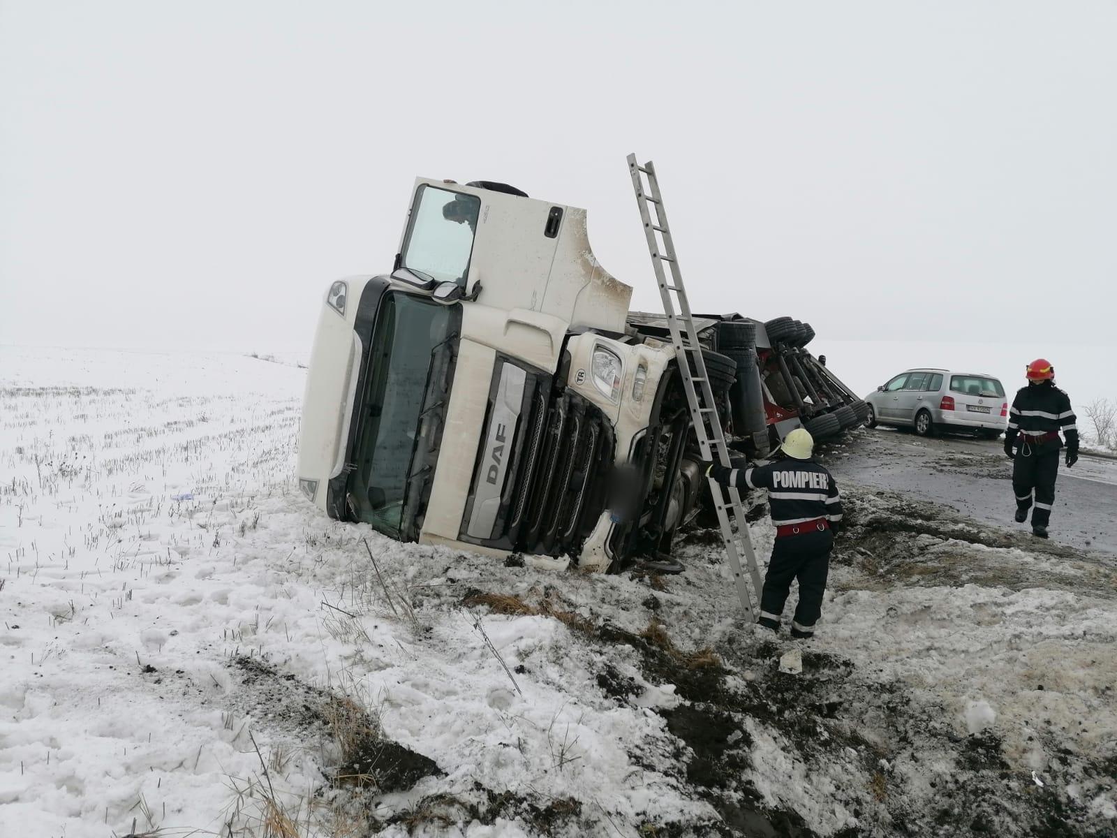 Imagini de la locul accidentului, în Suceava