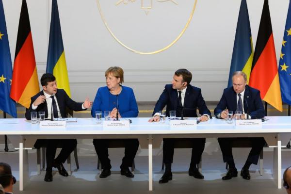 Volodimir Zelensky, Angela Merkel, Emmanuel Macron şi Vladimir Putin