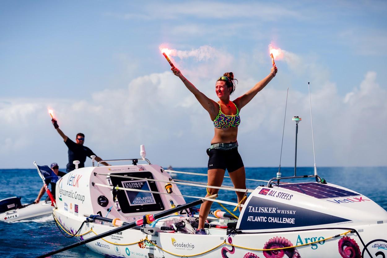 Jasmine Harrison marchează cu artificii finalul cursei peste Oceanul Atlantic