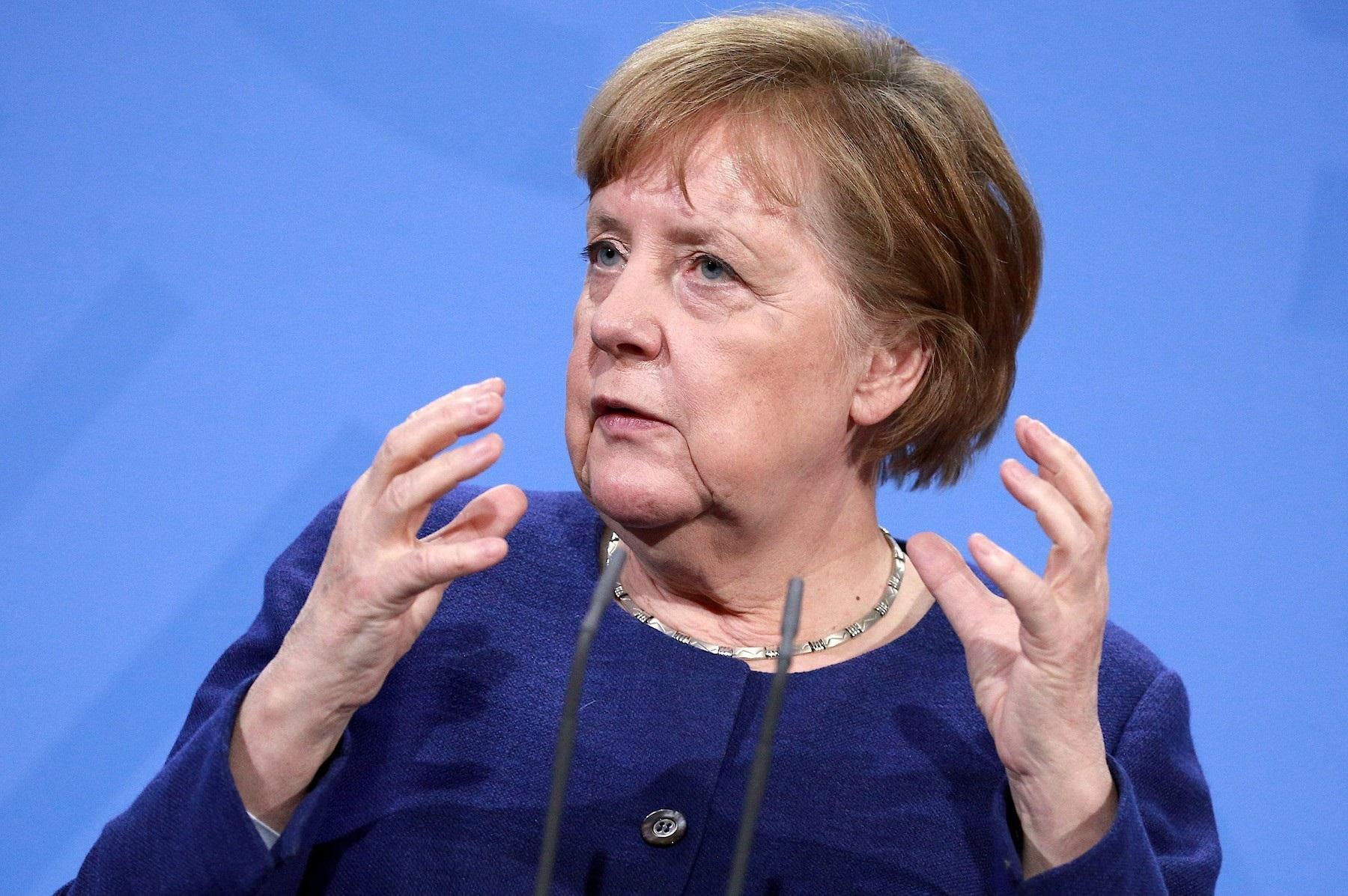 cancerlarul german Angela Merkel
