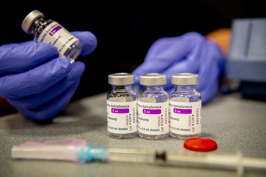 Landurile germane cer schimbarea strategiei de vaccinare, ca urmare a reticenței populației vizavi de serul de la AstraZeneca Landurile germane cer schimbarea strategiei de vaccinare, ca urmare a reticenței populației vizavi de serul de la AstraZeneca