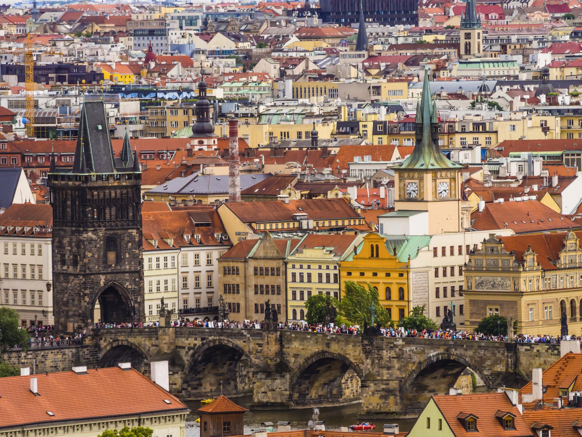 Podul Îndrăgostiților din Praga