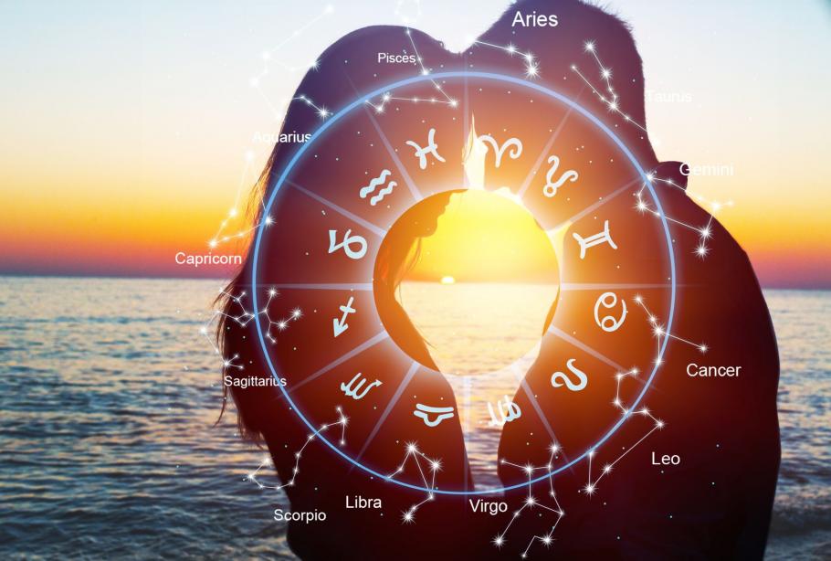 Horoscop 2 martie 2021. Doi tineri îndrăgostiție și semnele zodiacale