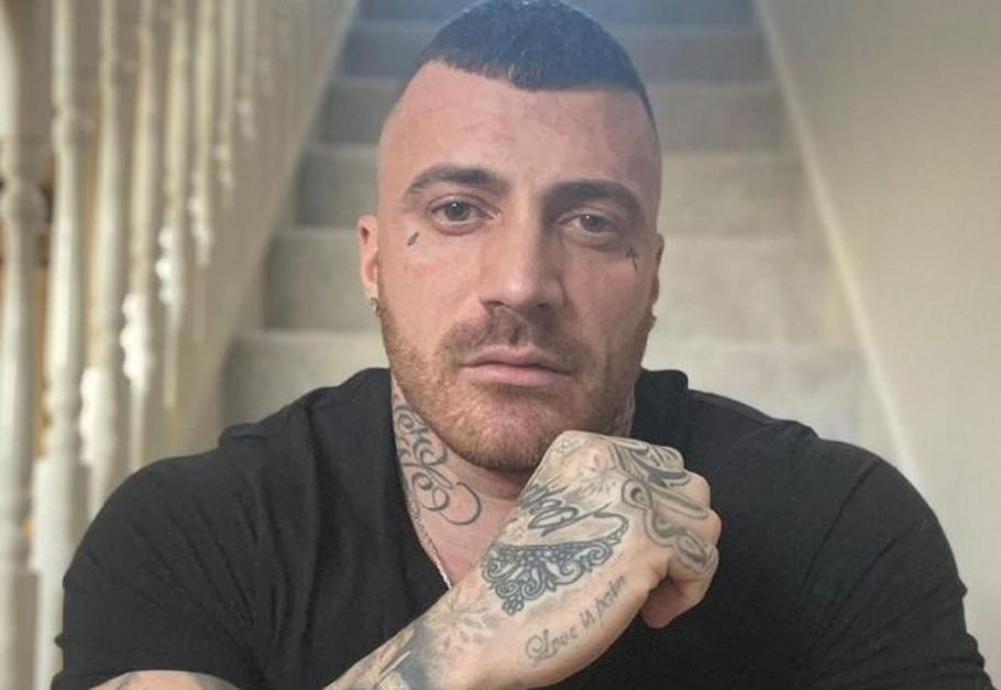 Mesajul primit de un dependent de droguri de la fetiţa lui Navid Parvar este tată de gemeni