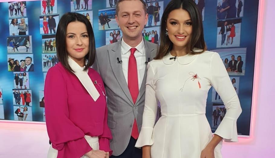 Observator 12 împlineşte astăzi 2 ani de emisie Observator 12 împlineşte astăzi 2 ani de emisie