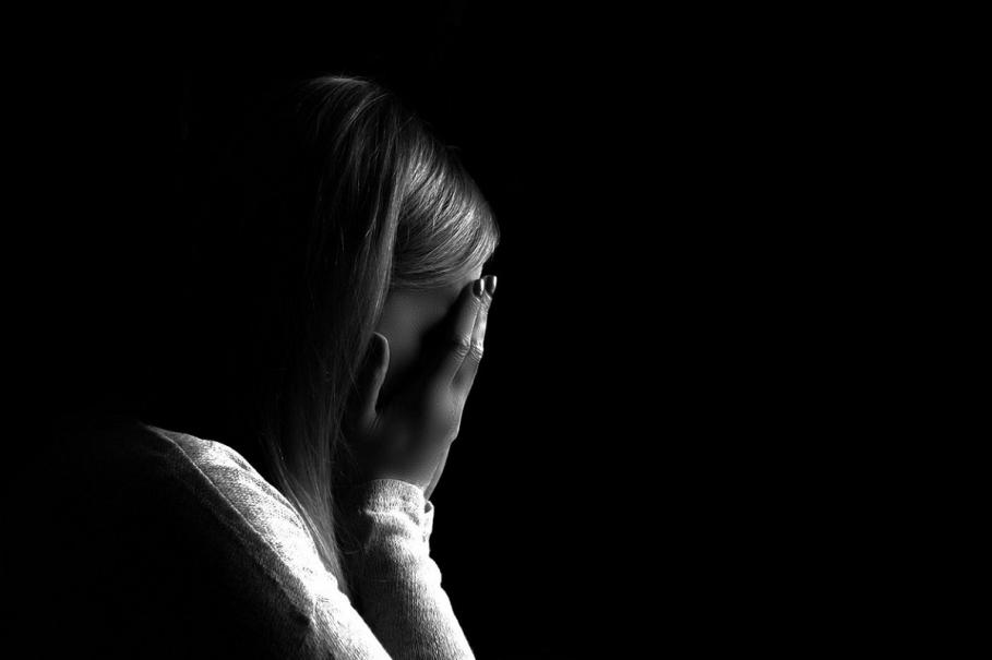 Adolescentă româncă batjocorită în Italia Agresorul care a batjocorit-o pe adolescenta româncă, în Italia, riscă ani grei de închisoare