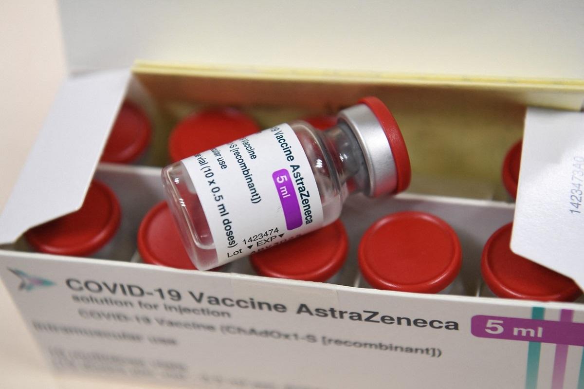 Producătorii AstraZeneca susţin că vaccinul lor este cât se poate de sigur