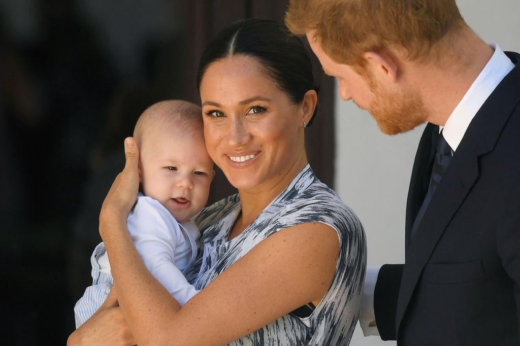 Meghan Markle, anchetată de un cabinet de avocatură angajat de Palatul Buckingham. Doi funcționari acuză că au fost ”umiliți” Meghan Markle, anchetată de un cabinet de avocatură angajat de Palatul Buckingham. Doi funcționari acuză că au fost ”umiliți”