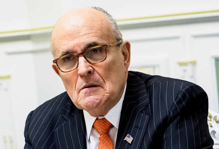 Fostul avocat al lui Donald Trump, Rudy Giuliani, a fost suspendat pentru a doua oară pe YouTube El a susținut din nou că alegerile din SUA au fost furate
