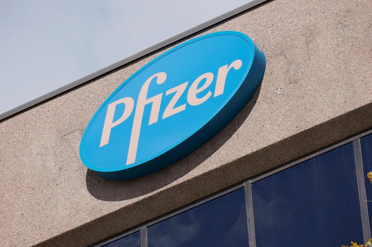 Pfizer începe faza întâi a testelor clinice pentru un tratament oral care ar putea trata bolnavii de Covid Tratamentul ar putea fi luat de la apariţia primului simptom, spun reprezentanţii