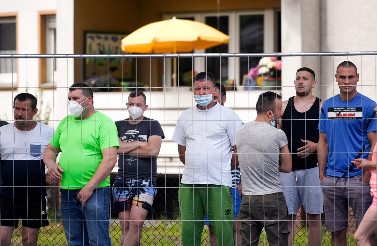 Analişti: Impactul economic al coronavirusului se va resimţi până în vara lui 2022. Când ar putea adopta România euro Analişti: Impactul economic al coronavirusului se va resimţi până în vara lui 2022. Când ar putea adopta România euro