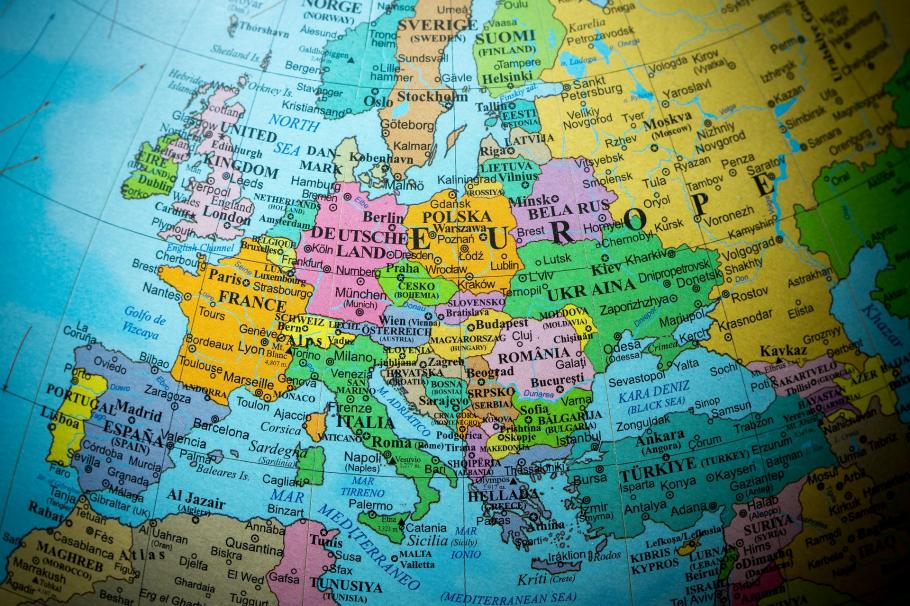 state cu risc epidemiologic A fost actualizată lista țărilor cu risc epidemiologic ridicat. Marea Britanie a ieșit de pe lista