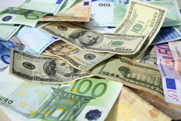 bancnote euro - dolar