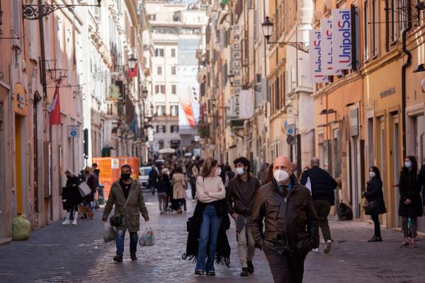 Guvernul Italiei a decis scurtarea la cinci zile a perioadei de carantină pentru persoanele care vin pe teritoriul italian din alte ţări membre ale Uniunii Europene