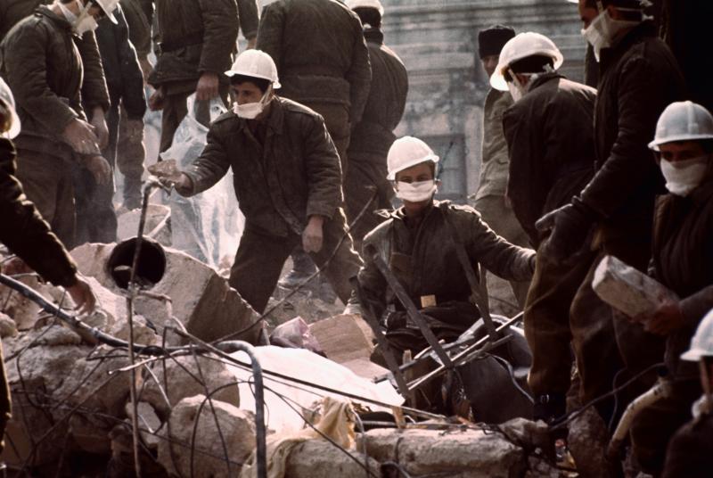 cutremur 1977