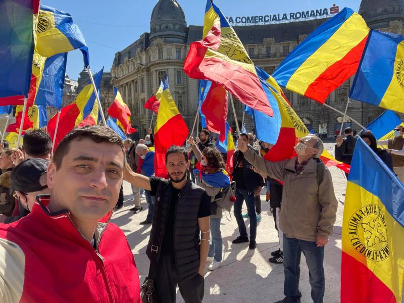 Proteste simultane în mai multe zone din Capitală împotriva restricțiilor impuse în contextul pandemiei Proteste simultane în mai multe zone din Capitală împotriva restricțiilor impuse în contextul pandemiei