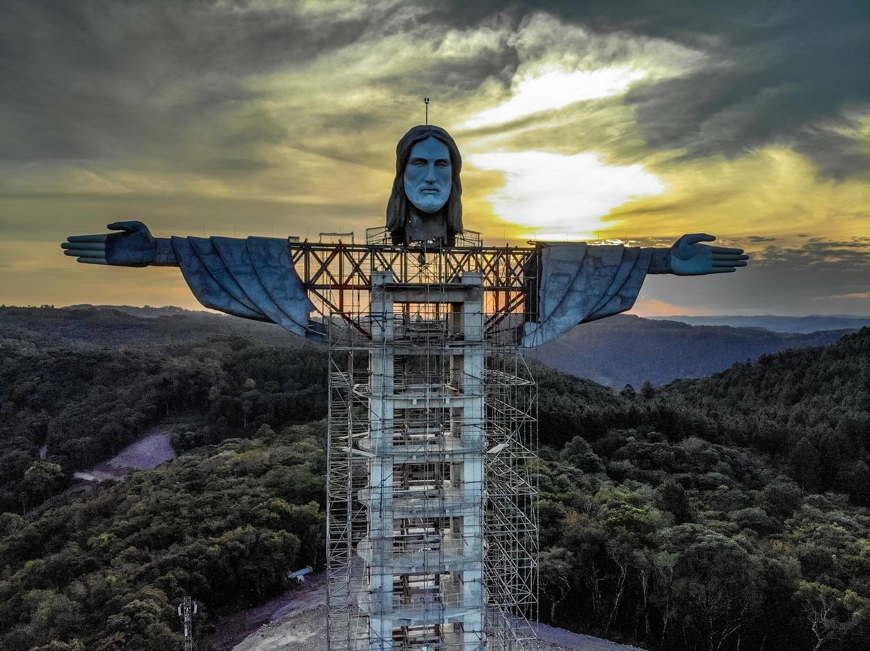 Noua statuie a lui Hristos din Encantado, Brazilia va fi mai înaltă decât cea a lui Rio. Cât costă și ce va avea în interior