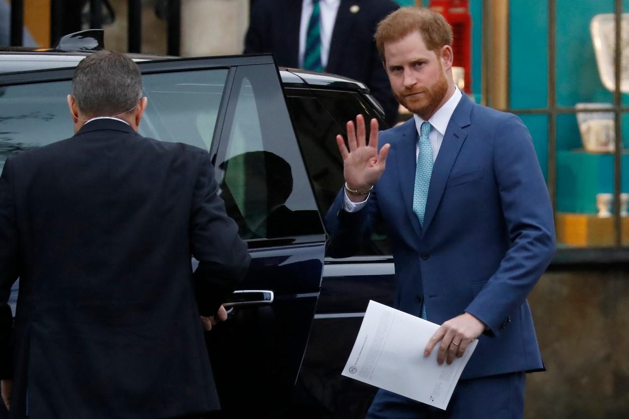 Prințul Harry s-a întors în Marea Britanie, pentru funeraliile bunicului său, fără Meghan Markle Prințul Harry s-a întors în Marea Britanie, pentru funeraliile bunicului său, fără Meghan Markle