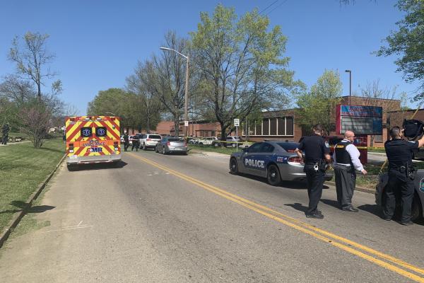 Focuri de armă la un liceu din statul american Tennessee